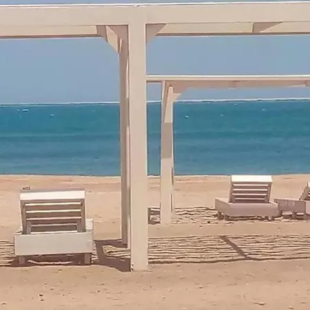 Holiday Studio With Seaview, Amazing For Couples, Sunny & Seaview & Free Wi-Fi Hurghada Exterior photo